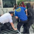 男女合盘洛杉矶之后，纽约也乱了，超20人被捕